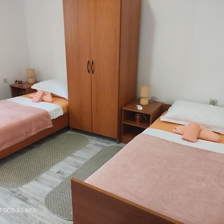Apartmani Lana 시베니크 외부 사진