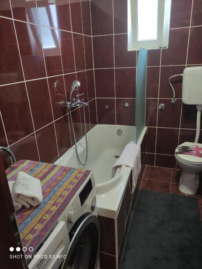 Apartmani Lana 시베니크 외부 사진