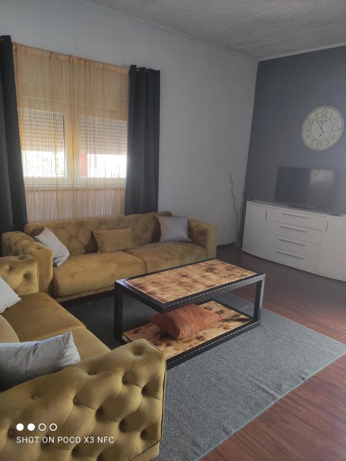Apartmani Lana 시베니크 외부 사진