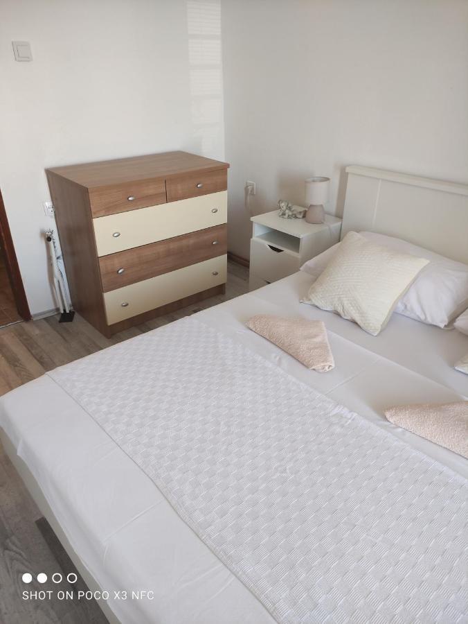 Apartmani Lana 시베니크 외부 사진